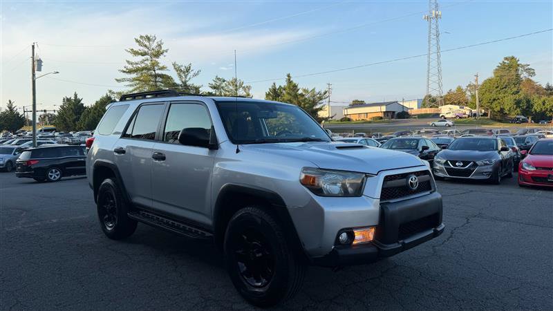 Used 2011 Toyota 4Runner Trail AWD/4WD image 3
