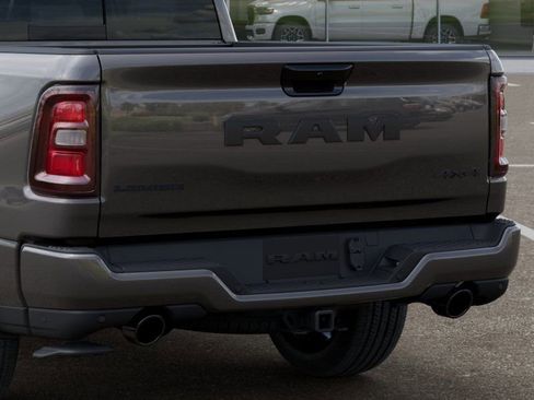 New 2026 RAM 1500 Laramie AWD/4WD image 13