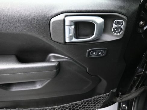Used 2021 Jeep Wrangler Unlimited Sport AWD/4WD image 4