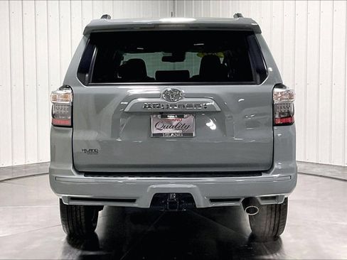 Used 2022 Toyota 4Runner TRD Sport image 4