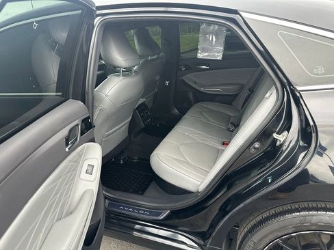 Used 2020 Toyota Avalon Limited w/ Advanced Safety Package FWD image 14