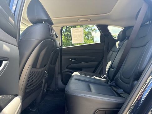 Used 2025 Hyundai Tucson Limited AWD/4WD image 17