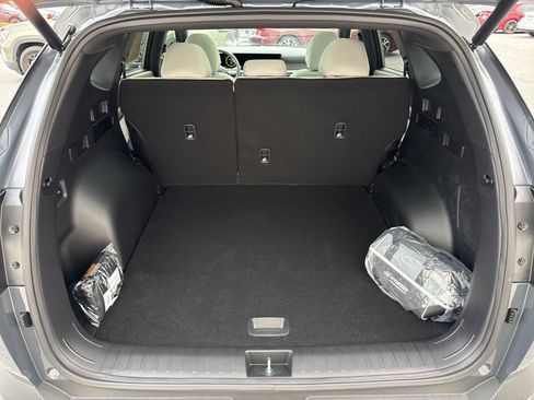 Used 2025 Hyundai Tucson Limited image 11