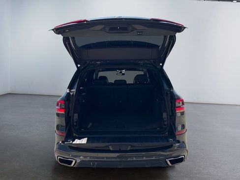 Used 2023 BMW X5 M50i w/ Executive Package image 17