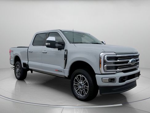 New 2026 Ford F350 Platinum w/ Platinum Plus Package image 2