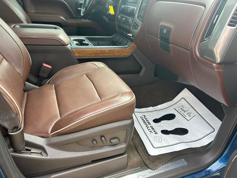 Used 2015 Chevrolet Silverado 1500 High Country AWD/4WD image 12