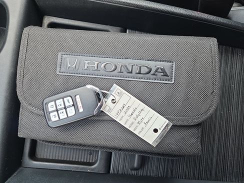 Used 2023 Honda Odyssey Elite image 33