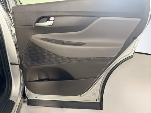 Used 2019 Hyundai Santa Fe SEL AWD/4WD image 28