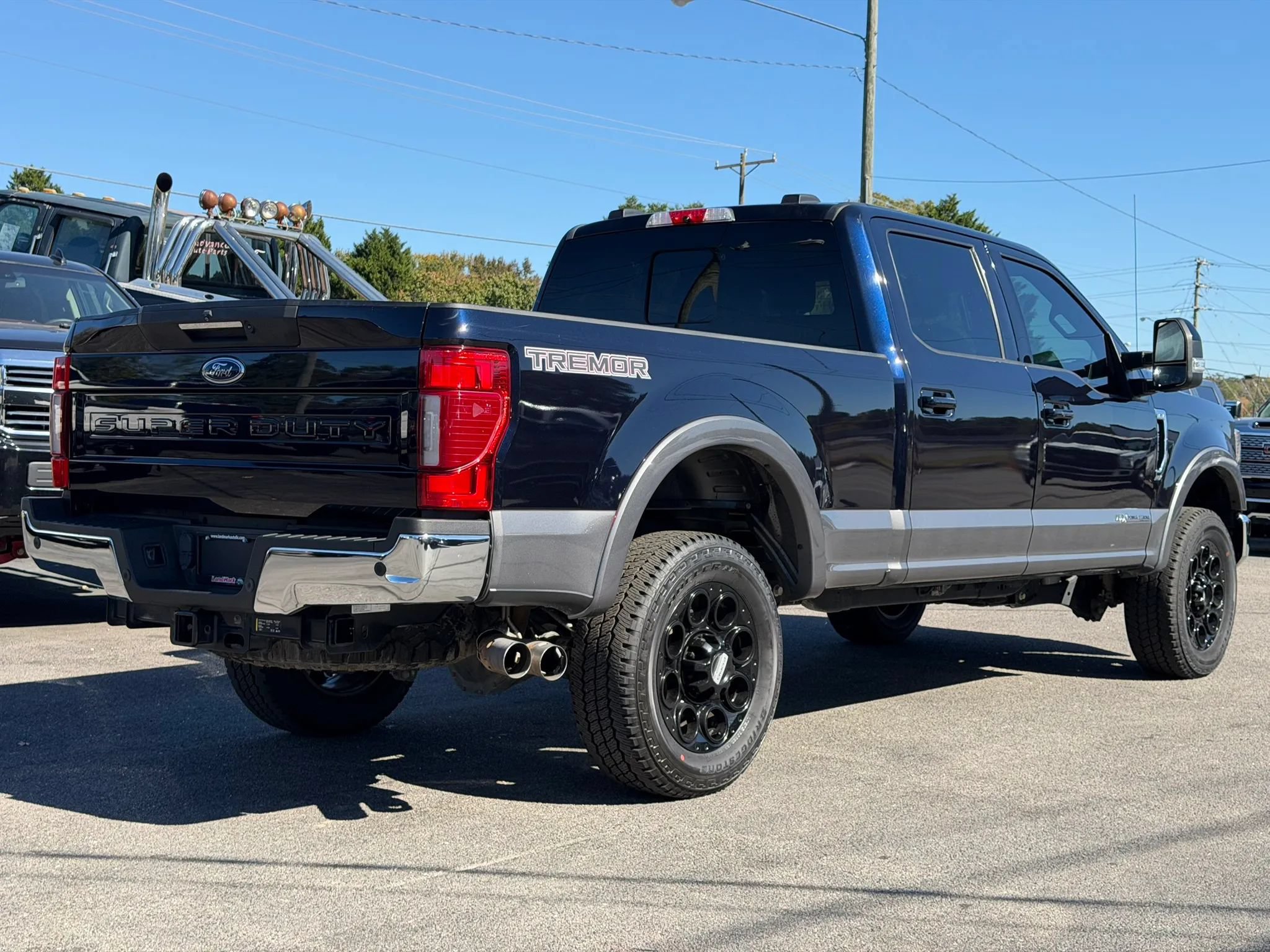 Used 2021 Ford F250 Lariat w/ Tremor Off-Road Package AWD/4WD image 6