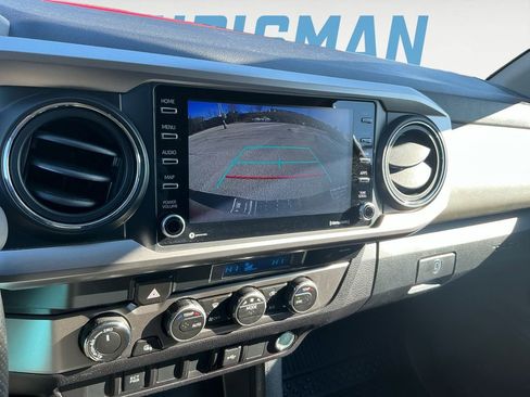 Used 2022 Toyota Tacoma SR5 image 20