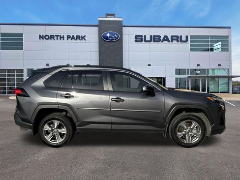 Used 2024 Toyota RAV4 XLE FWD image 2