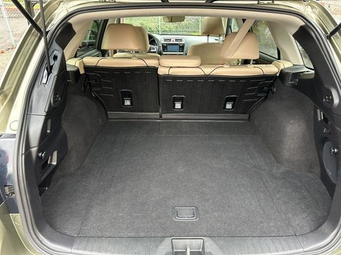 Used 2017 Subaru Outback 2.5i Limited image 19