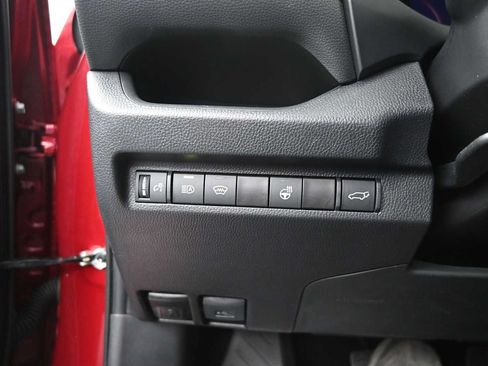 Used 2024 Toyota RAV4 XLE w/ Convenience Package AWD/4WD image 12