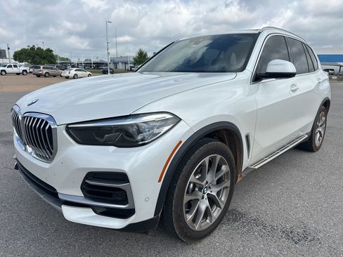 Used 2023 BMW X5 xDrive40i w/ Premium Package AWD/4WD image 1