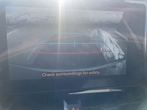 Certified 2024 Toyota Corolla Cross L image 20