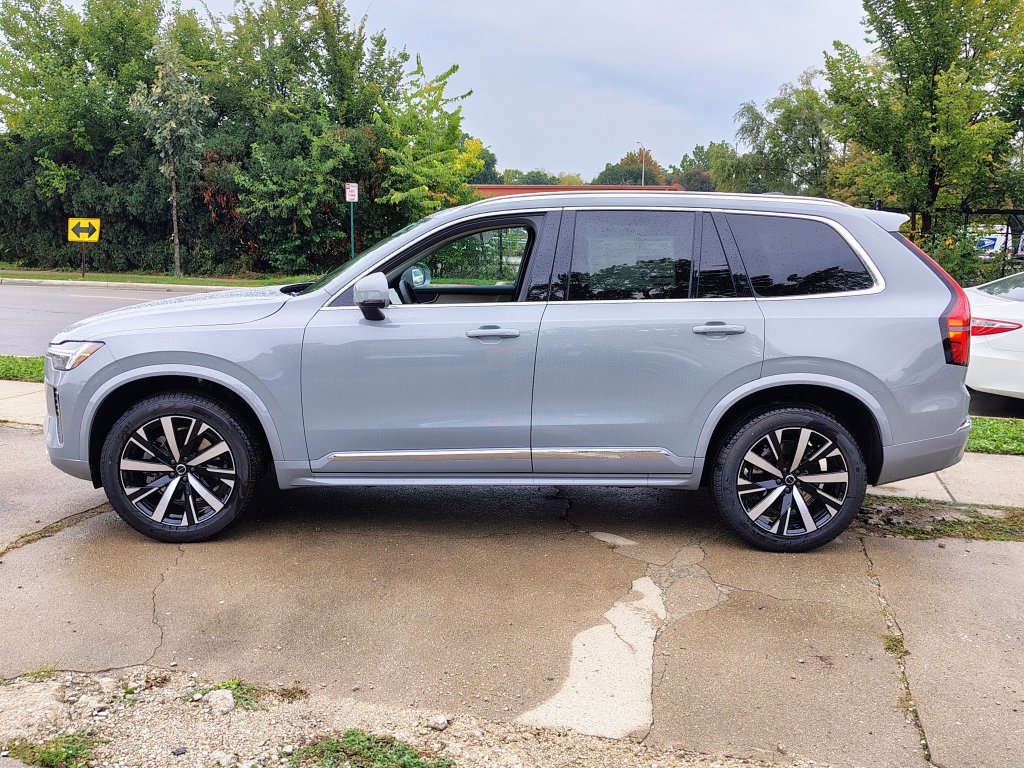 New 2027 Volvo XC90 B5 Core AWD/4WD image 8