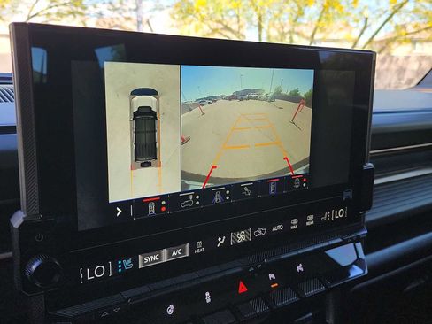 Used 2024 GMC Hummer EV 3X AWD/4WD image 26