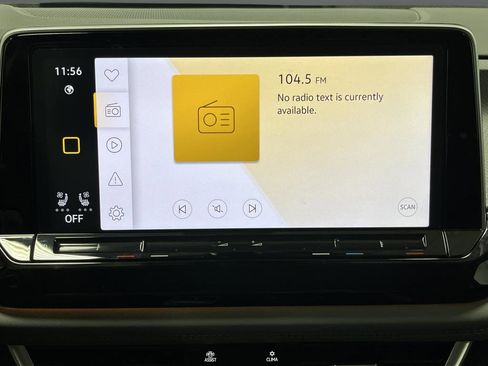 Used 2024 Volkswagen Atlas Peak Edition SEL image 19