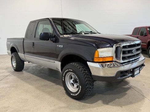 Used 1999 Ford F250 XLT AWD/4WD image 5