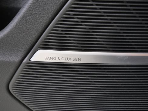 Used 2023 Audi Q8 Premium Plus w/ Premium Plus Package AWD/4WD image 34
