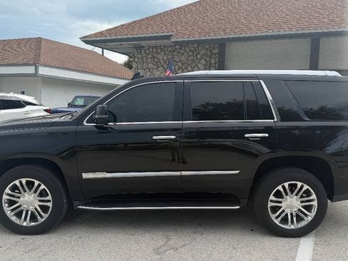 Used 2018 Cadillac Escalade 2WD image 8