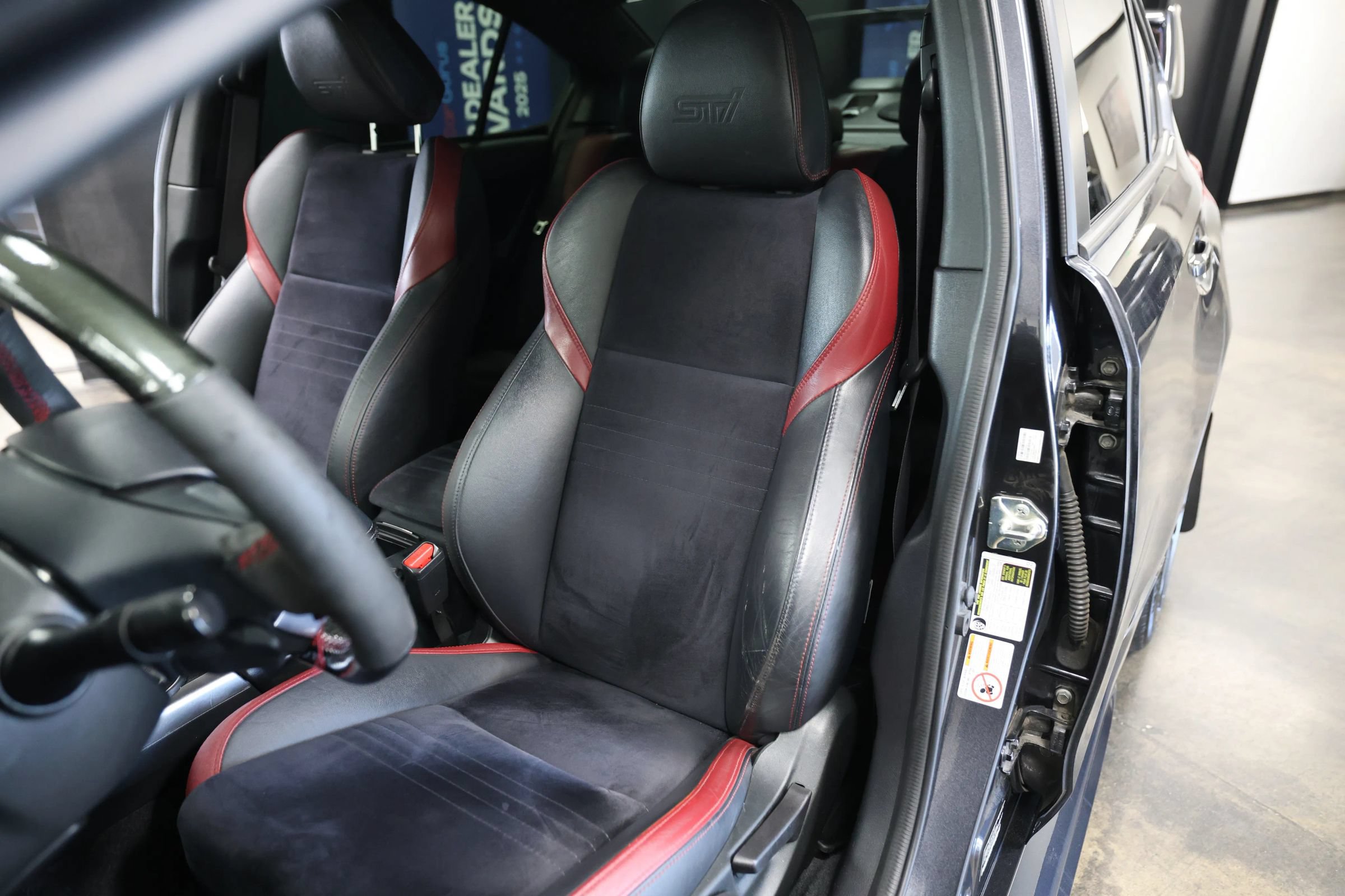 Used 2017 Subaru WRX STI AWD/4WD image 28