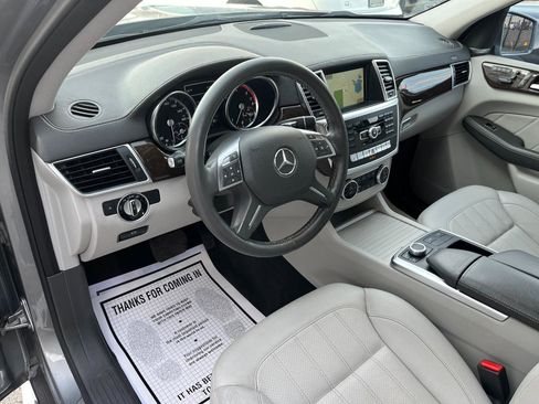Used 2015 Mercedes-Benz GL 320 GL350 BlueTEC w/ Premium I Package image 10