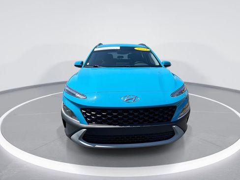 Used 2023 Hyundai Kona SEL w/ Cargo Package FWD image 3