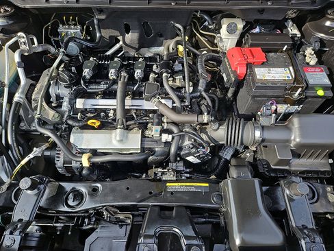 Certified 2020 Nissan Kicks S image 27