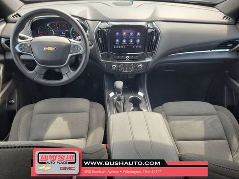 Used 2023 Chevrolet Traverse LT FWD image 10