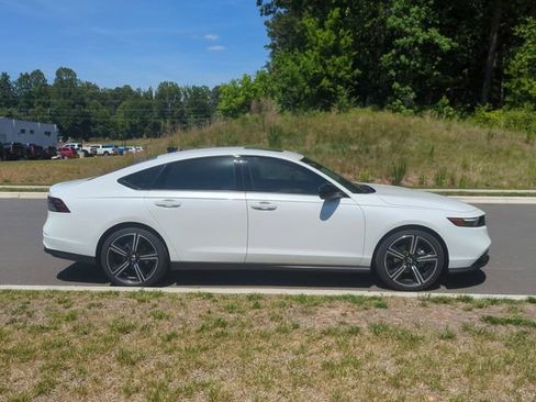 Used 2026 Honda Accord SE image 14