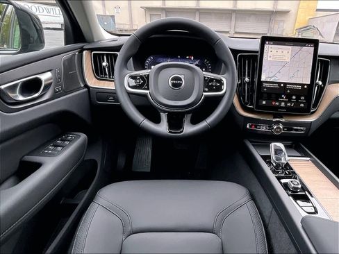 New 2026 Volvo XC60 B5 Plus w/ Climate Package AWD/4WD image 15