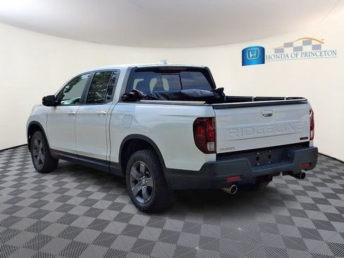 Certified 2024 Honda Ridgeline TrailSport image 4
