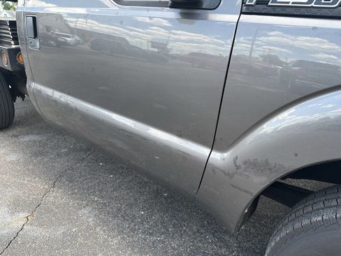 Used 2011 Ford F250 XL RWD image 31