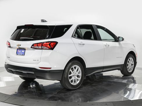 Used 2024 Chevrolet Equinox LT AWD/4WD image 5