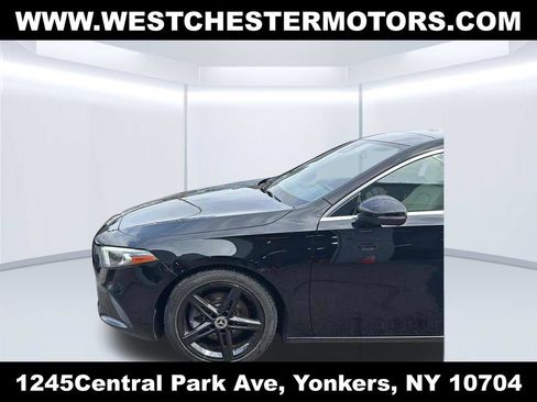 Used 2022 Mercedes-Benz A 220 4MATIC w/ Premium Package Lite image 8