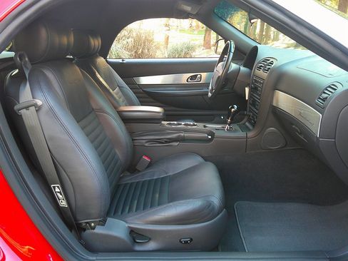 Used 2002 Ford Thunderbird image 17