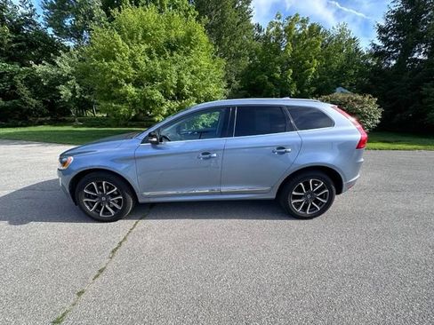 Used 2017 Volvo XC60 T6 Dynamic w/ Climate Package AWD/4WD image 6