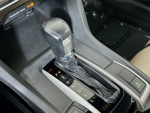 Used 2016 Honda Civic Touring image 20