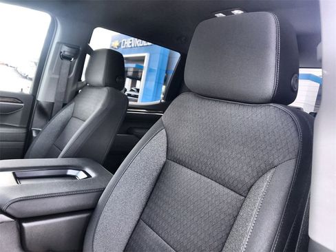 New 2026 GMC Sierra 1500 Elevation image 11