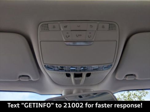 Used 2018 Mercedes-Benz GLC 300 4MATIC image 27