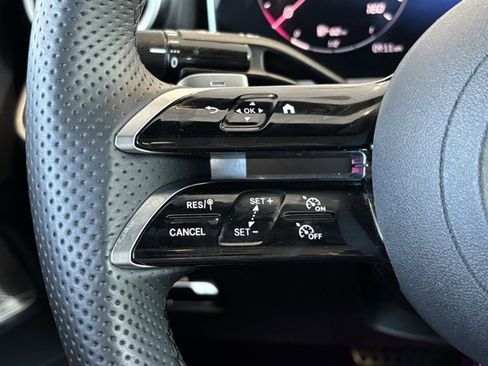 Certified 2025 Mercedes-Benz CLE 300 4MATIC Coupe image 33