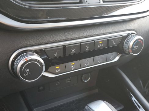 Certified 2023 Nissan Altima 2.5 SR w/ SR Premium Package image 25