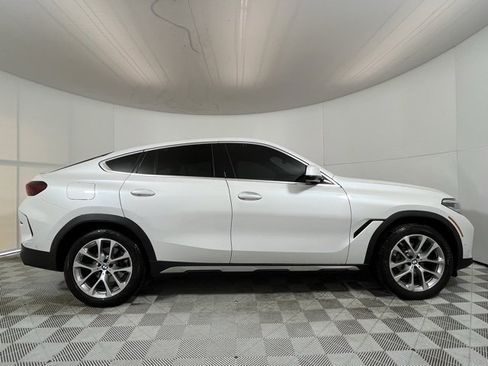 Used 2023 BMW X6 xDrive40i w/ Premium Package image 8