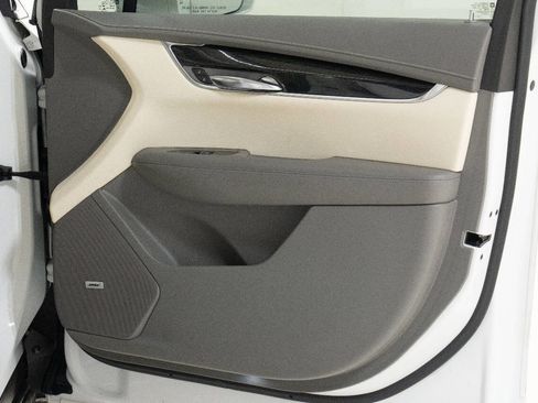 Used 2020 Cadillac XT6 Premium Luxury image 20