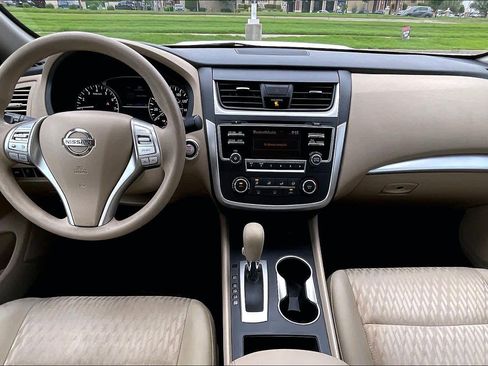 Used 2017 Nissan Altima 2.5 S w/ Power Driver Seat Package image 15