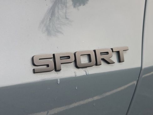 Used 2024 Honda HR-V Sport image 11