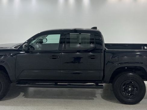 Used 2021 Toyota Tacoma SR image 2