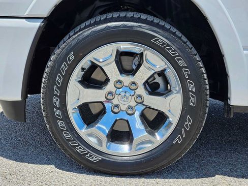 Used 2025 RAM 1500 Big Horn AWD/4WD image 15