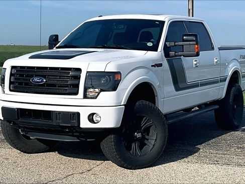 Used 2014 Ford F150 FX4 w/ Equipment Group 402A Luxury AWD/4WD image 7